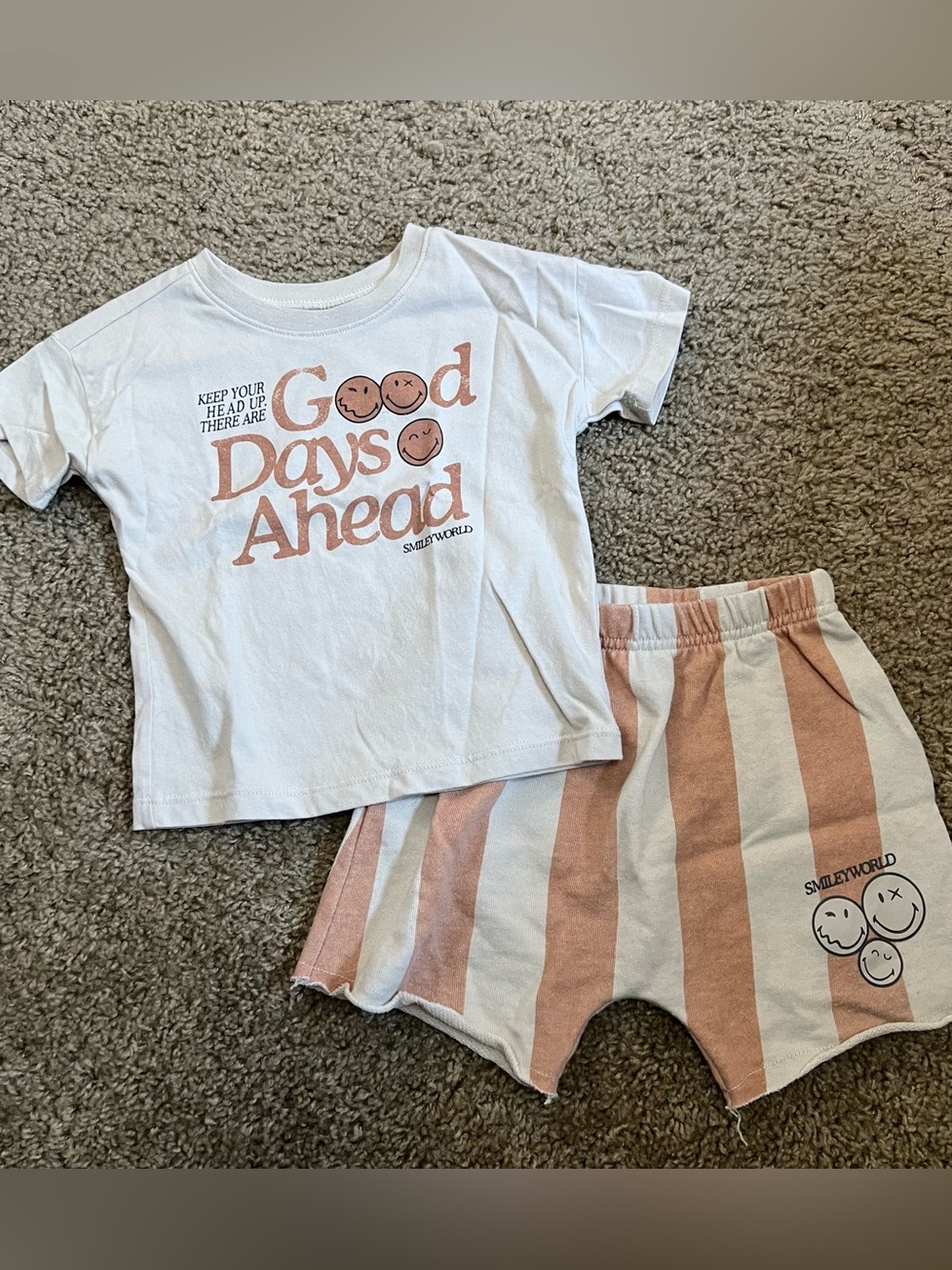 Smiley World Good Days Ahead 2 piece set toddler boys 2T